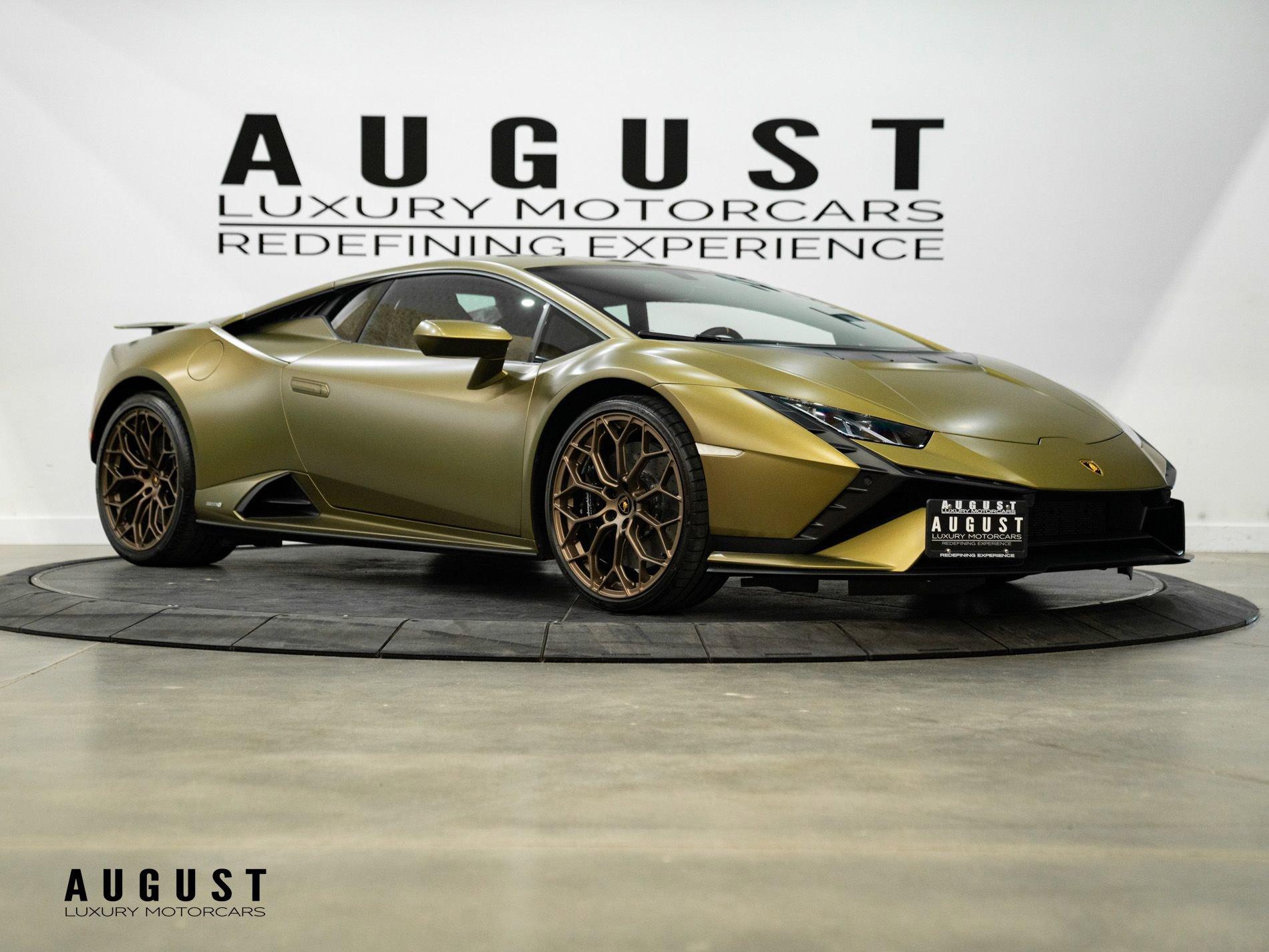 Frequently Asked Questions of What type of transmission does the Lamborghini Huracán use?