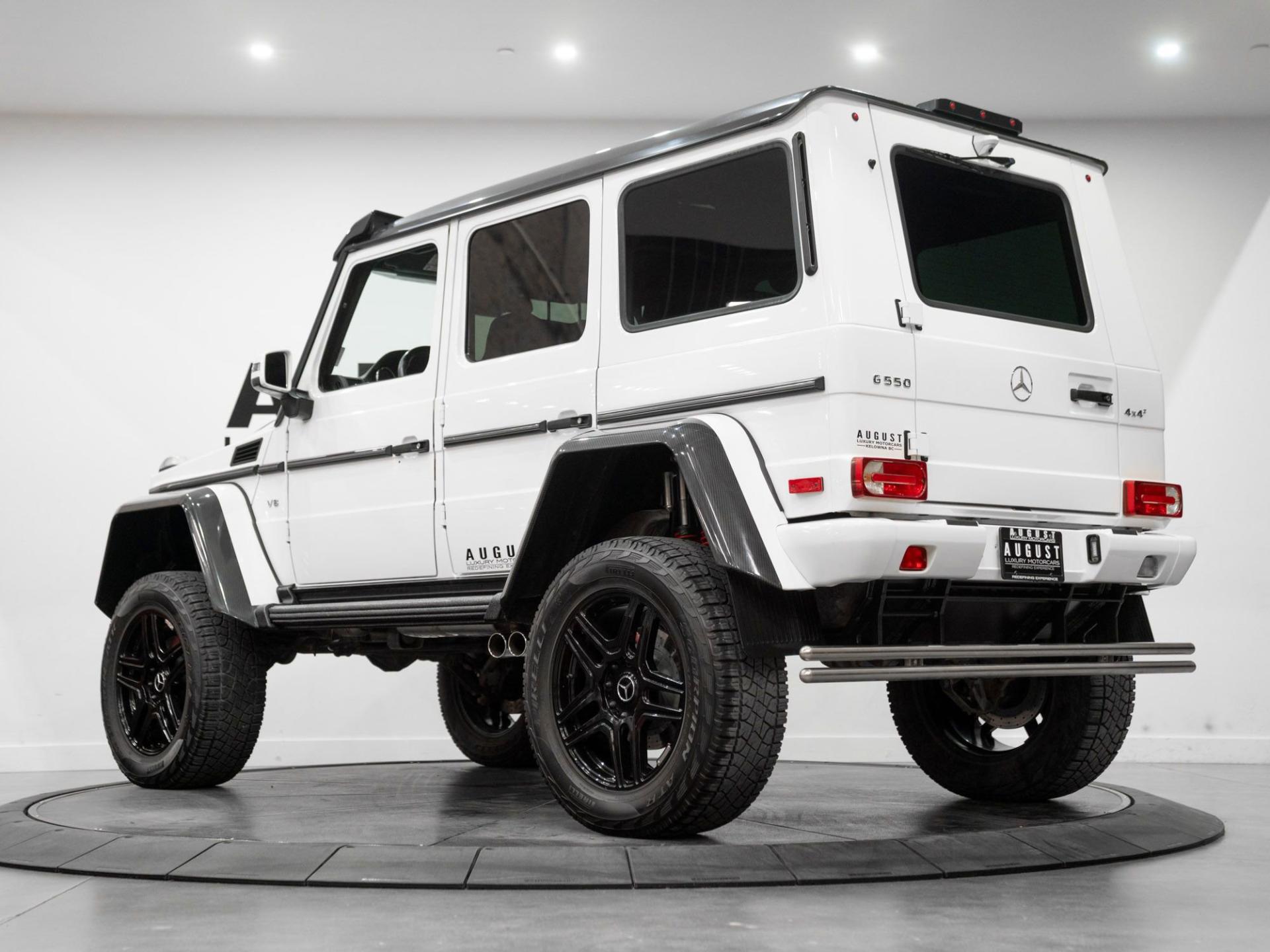 Minichamps 1:43 Brabus 500 4x4² basé sur Mercedes-Benz G500 4x4² année
