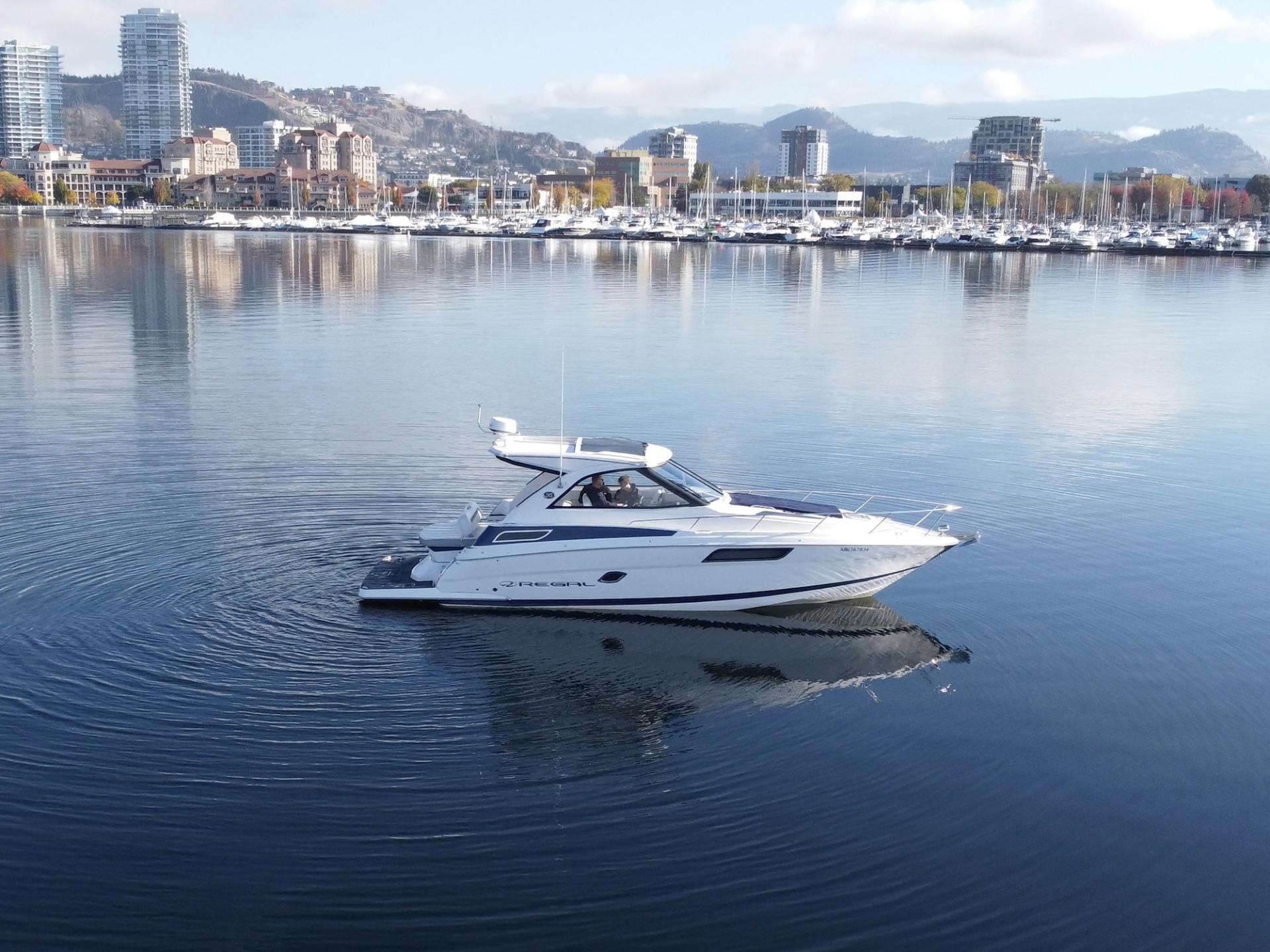 【REGAL】チロリアン☆EAST COAST COLLECTION☆24.5 Used 2019 Regal 35 Sport Coupe For Sale ($399,990) | August Luxury