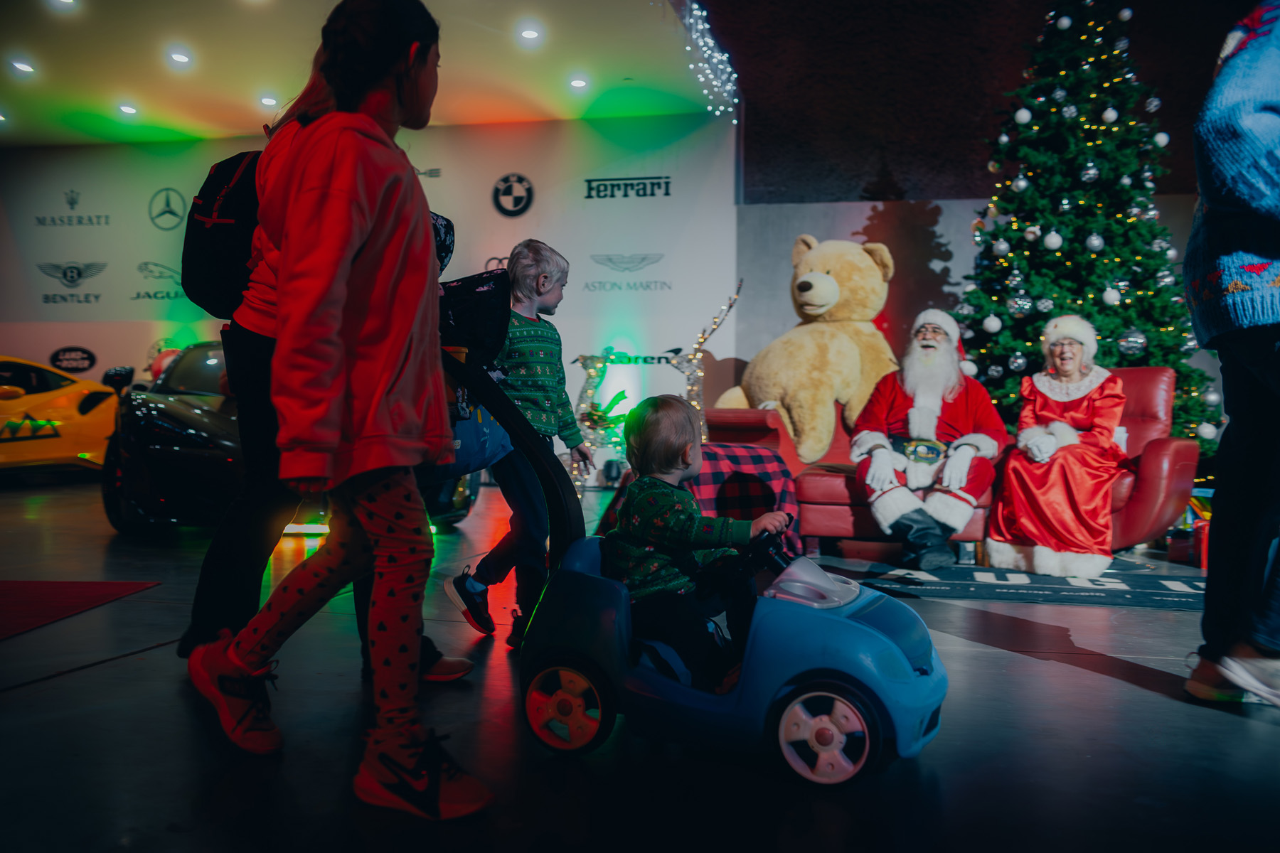 Santa photos in Kelowna - Cars & Toys 2026